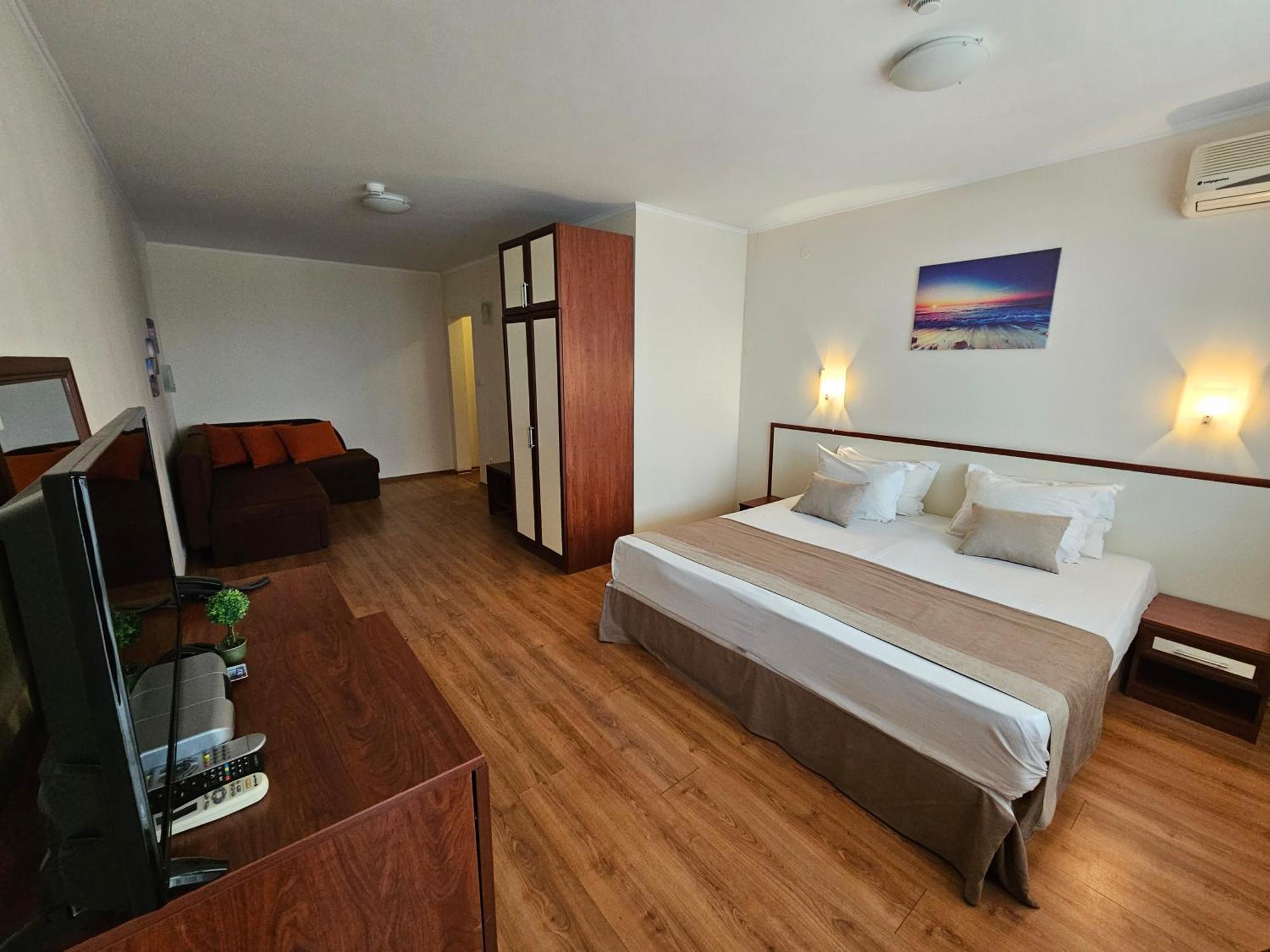 Hotel Sea Vista สวิติ วลัส ภายนอก รูปภาพ